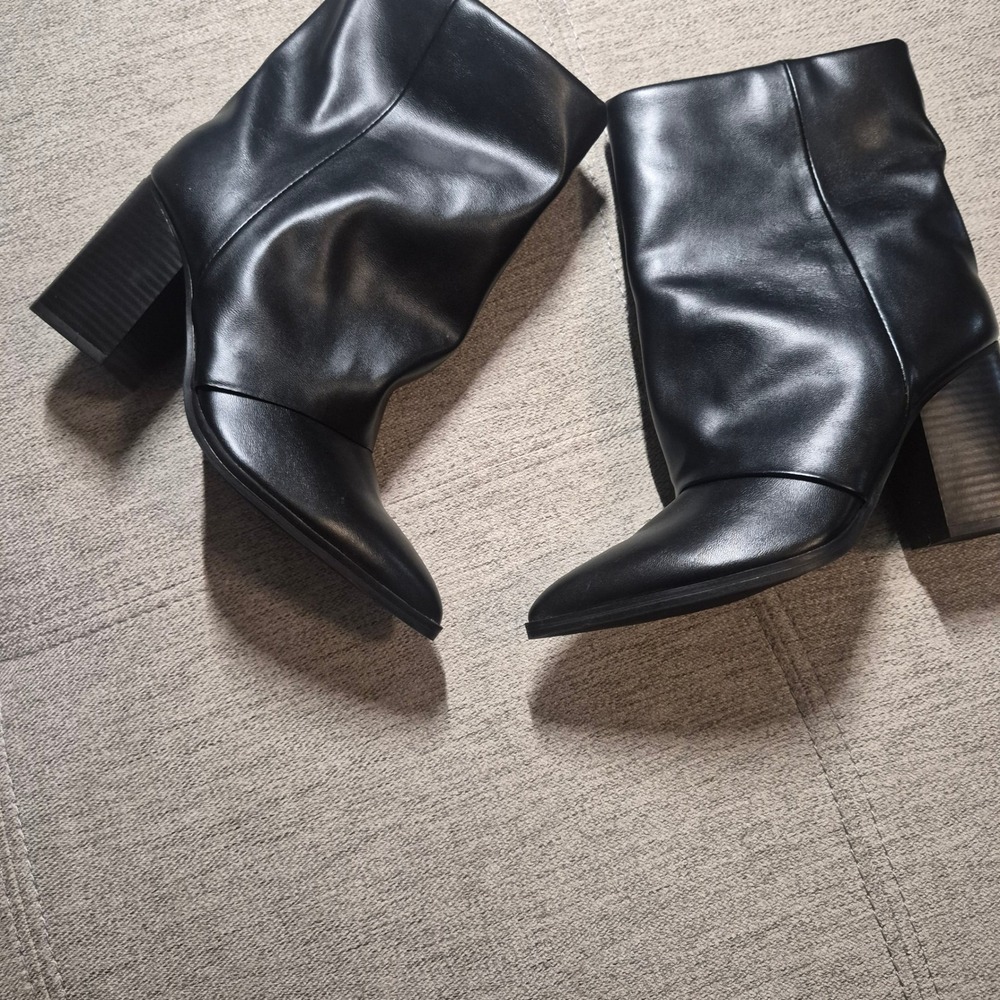 Nine West Womens Black Faux Leather Pointed Toe Slouchy Block Heel Ankle Boots